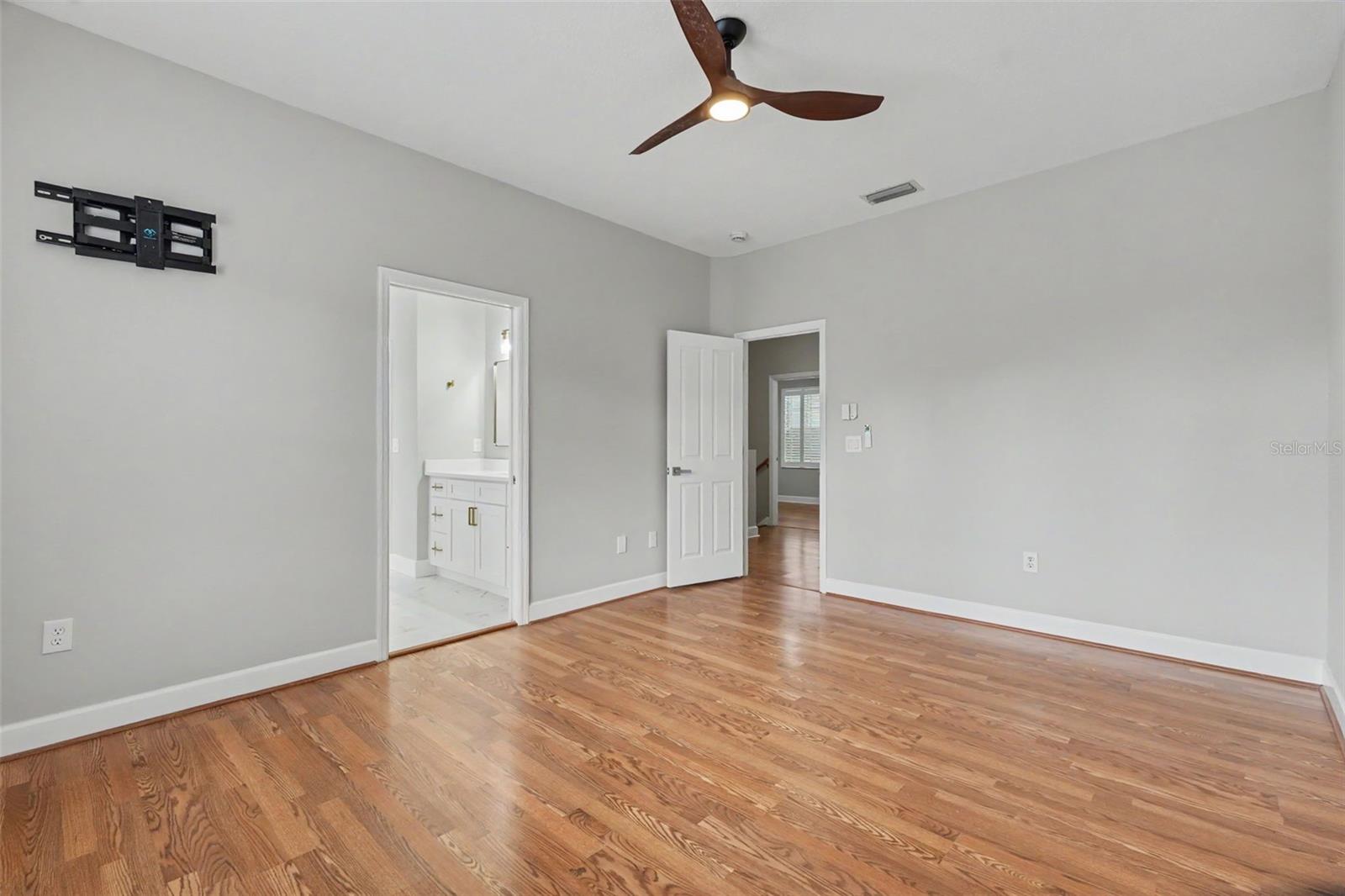 10111 HAYFIELD WAY — photo 34