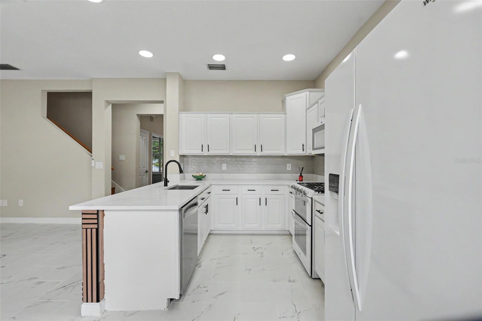 10111 HAYFIELD WAY — photo 19