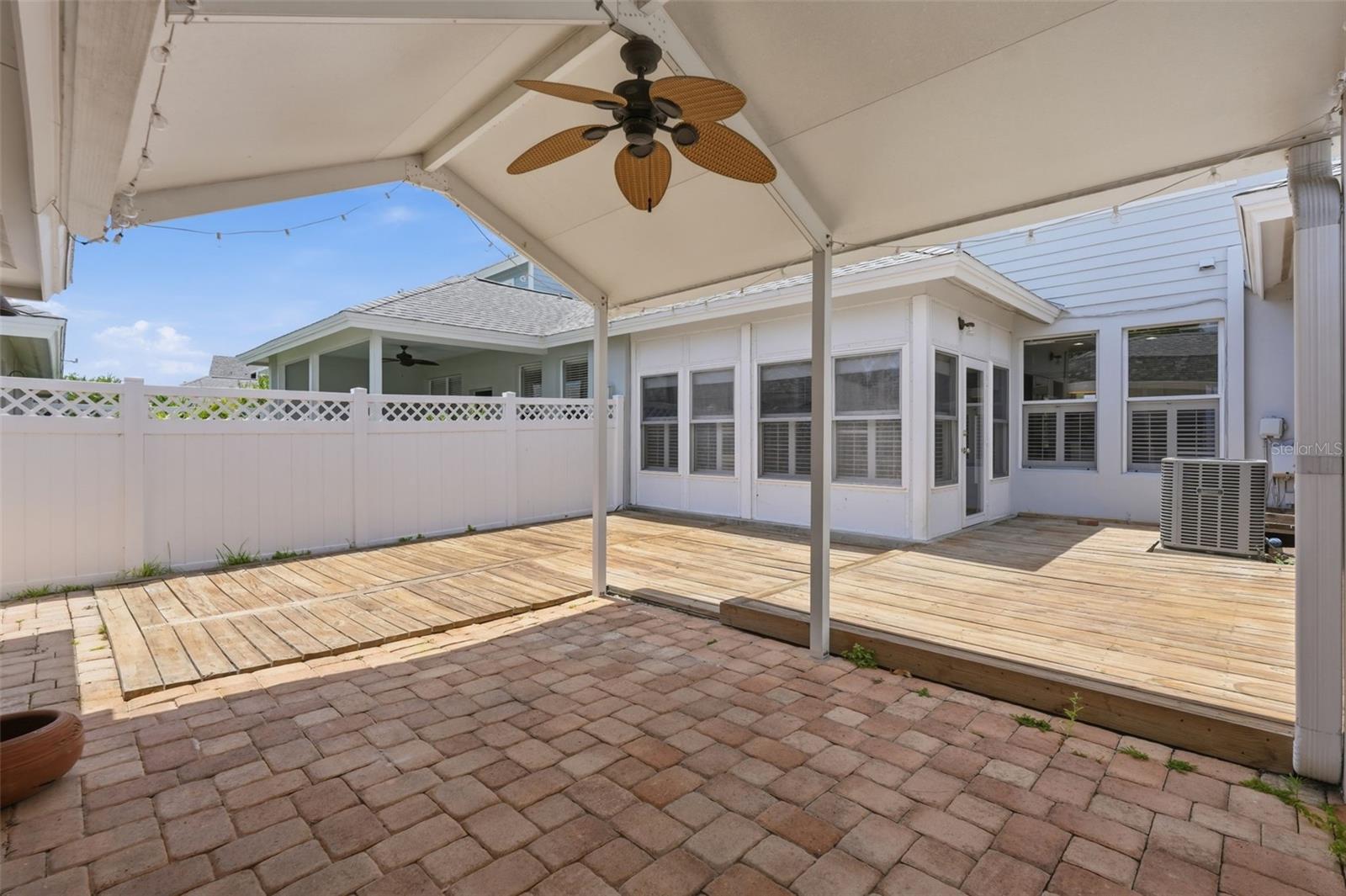 10111 HAYFIELD WAY — photo 47