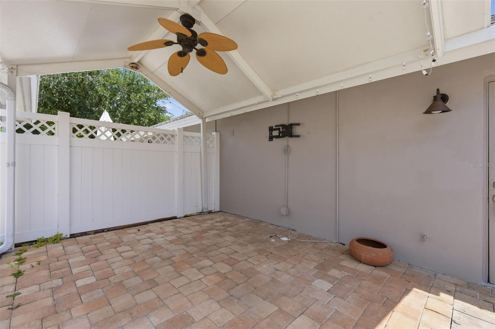 10111 HAYFIELD WAY — photo 48