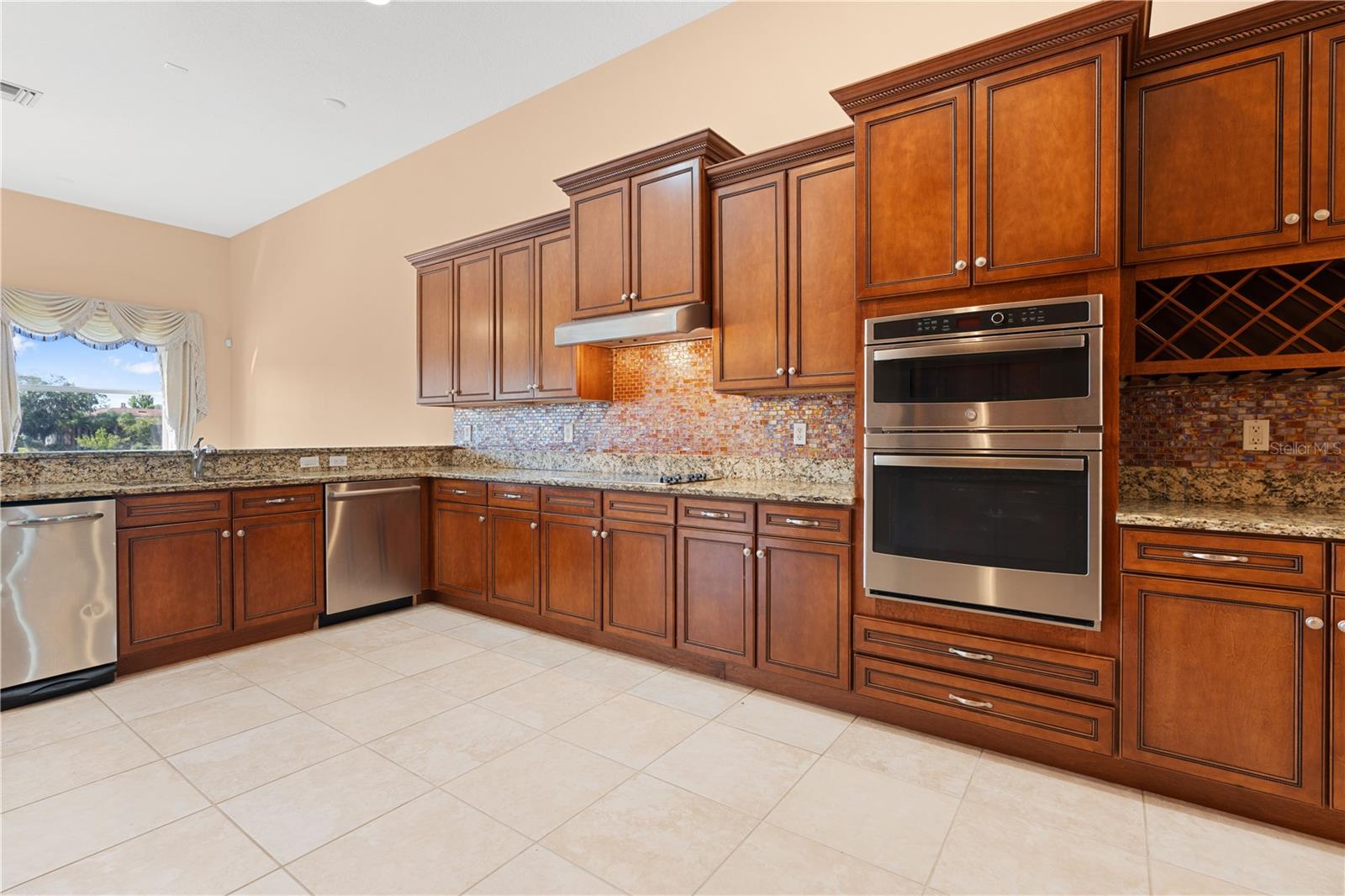 10603 CAYMAN ISLE CT — photo 20
