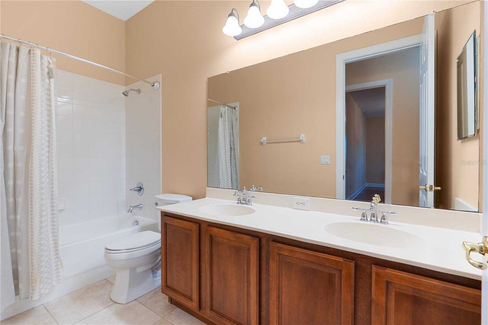 10603 CAYMAN ISLE CT — photo 51