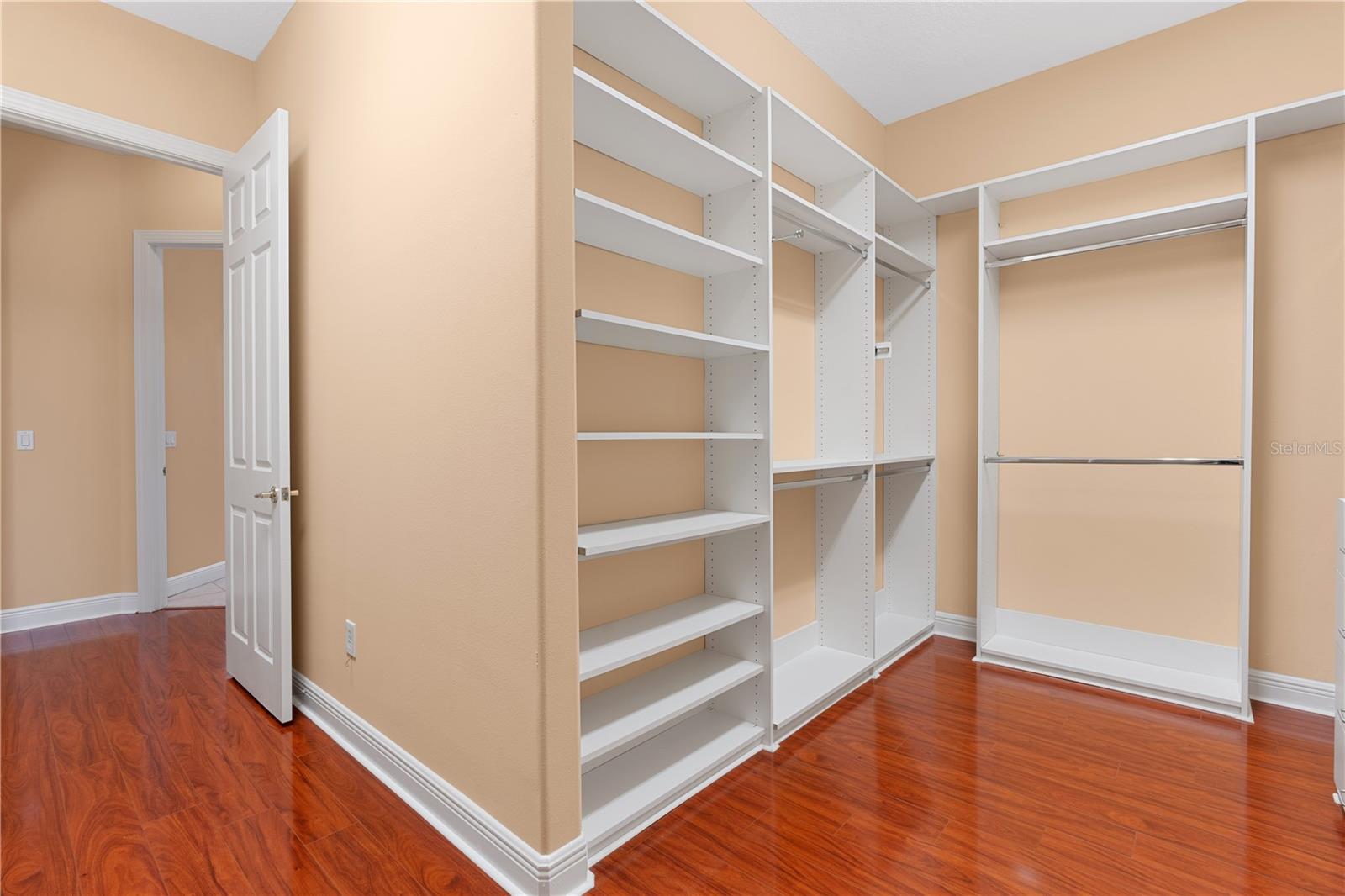 10603 CAYMAN ISLE CT — photo 60