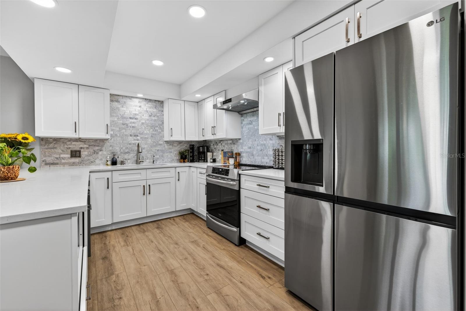 100 OAKMONT LN #107 & 108 — photo 7