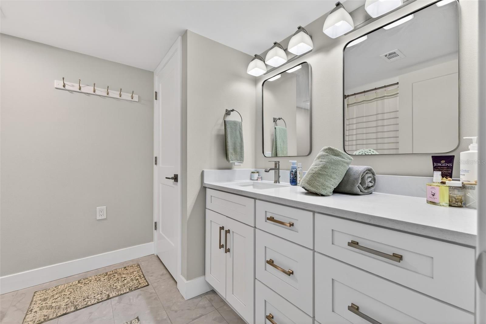 100 OAKMONT LN #107 & 108 — photo 16