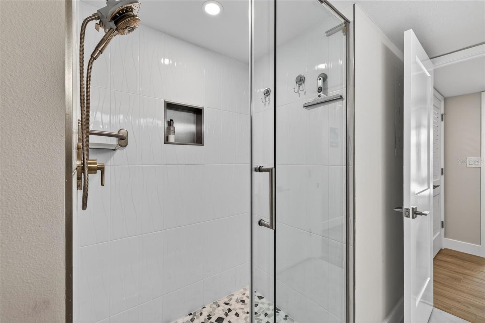 100 OAKMONT LN #107 & 108 — photo 14
