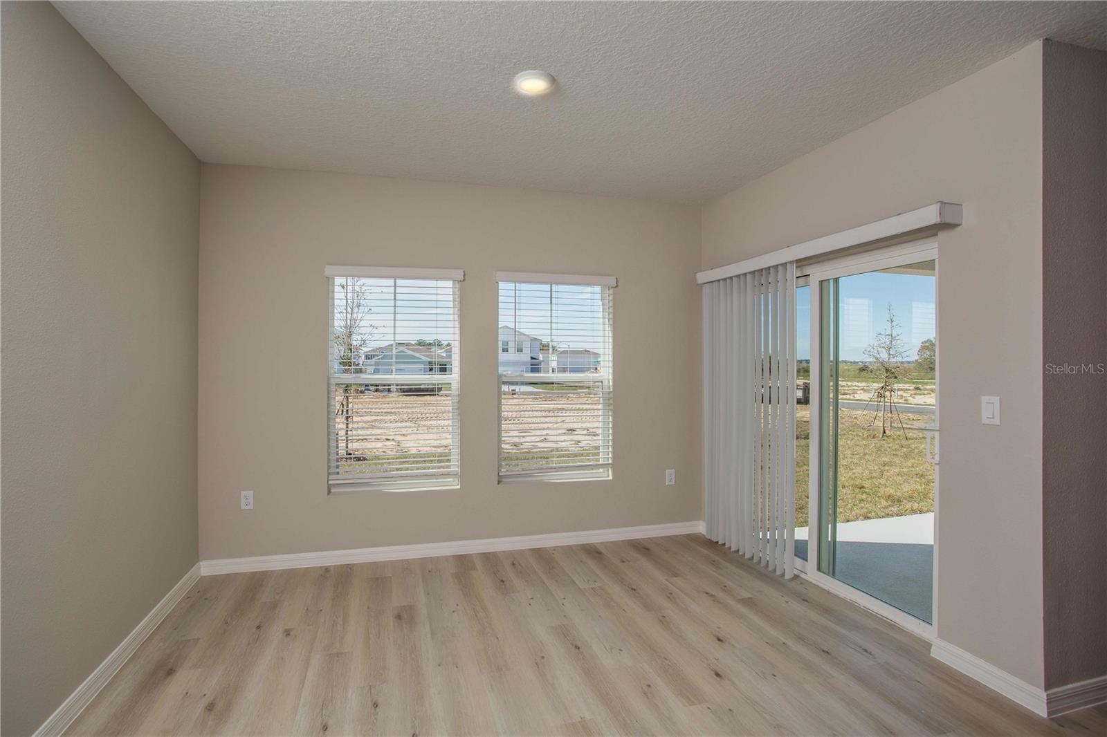 36628 SAGEMOOR DR — photo 16