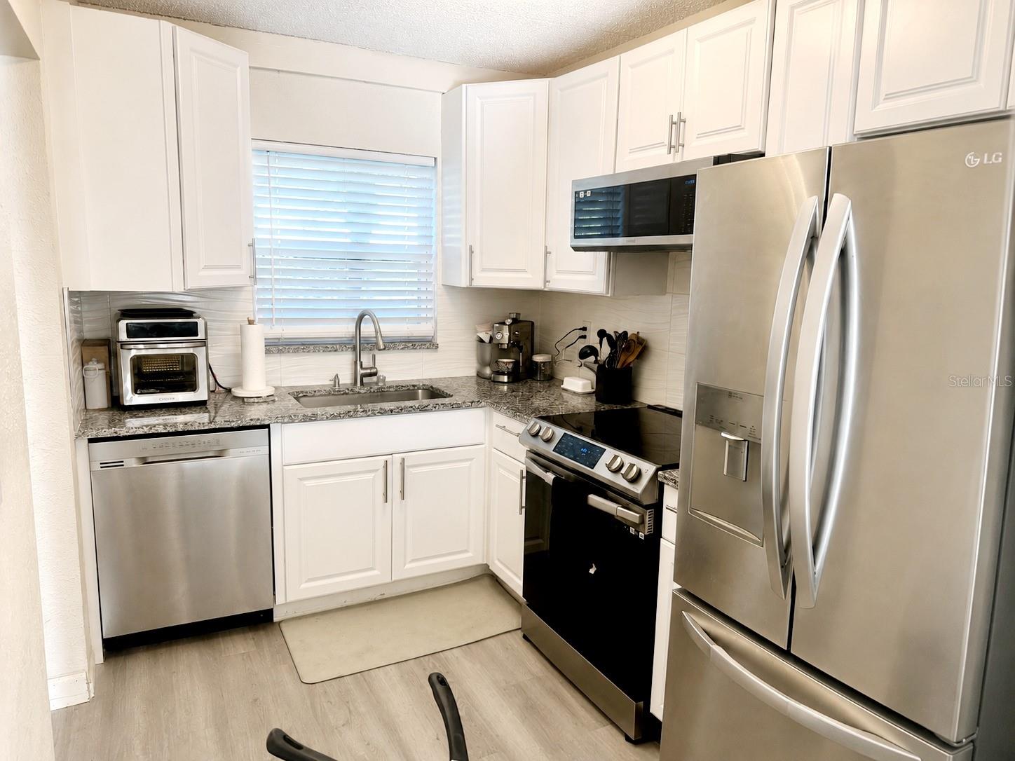 2864 SOMERSET PARK DR #2864 — photo 5