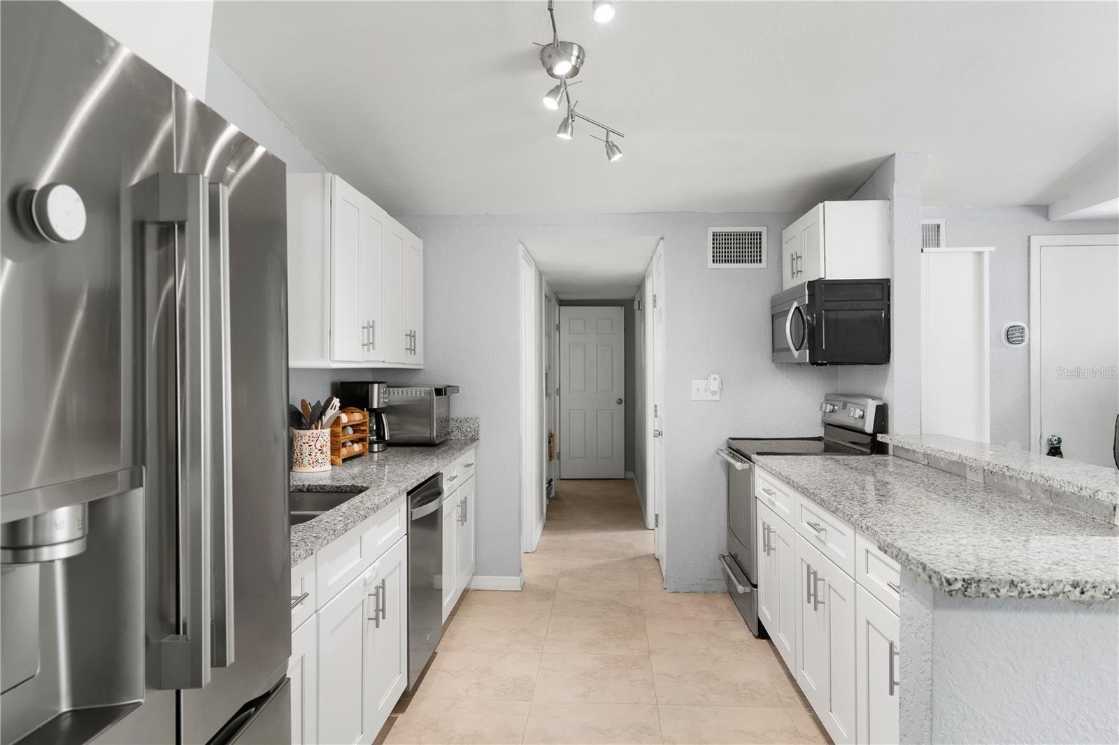 115 TEN OAK PL — photo 12