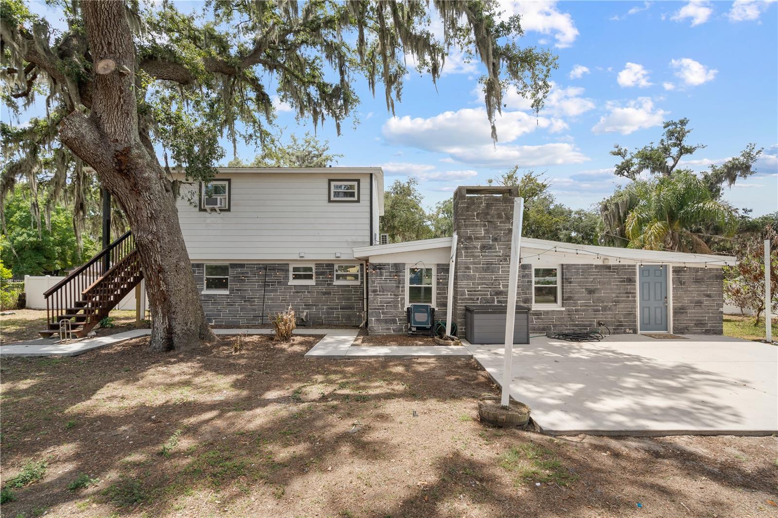 115 TEN OAK PL — photo 41