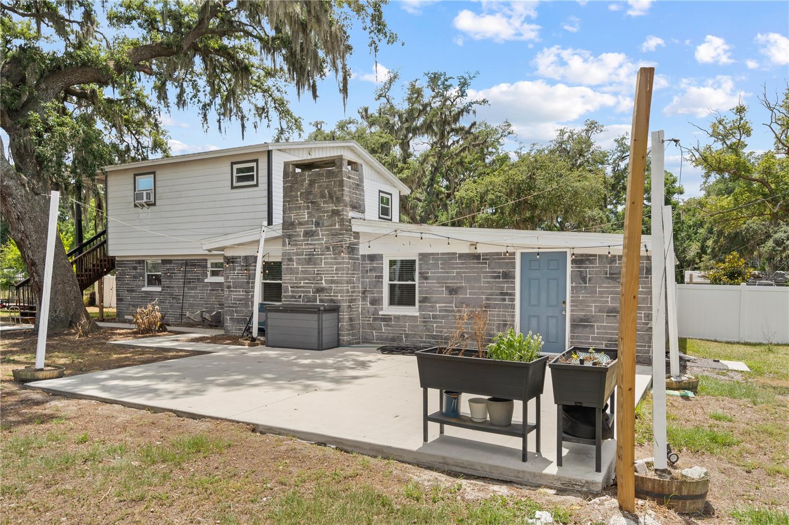 115 TEN OAK PL — photo 42