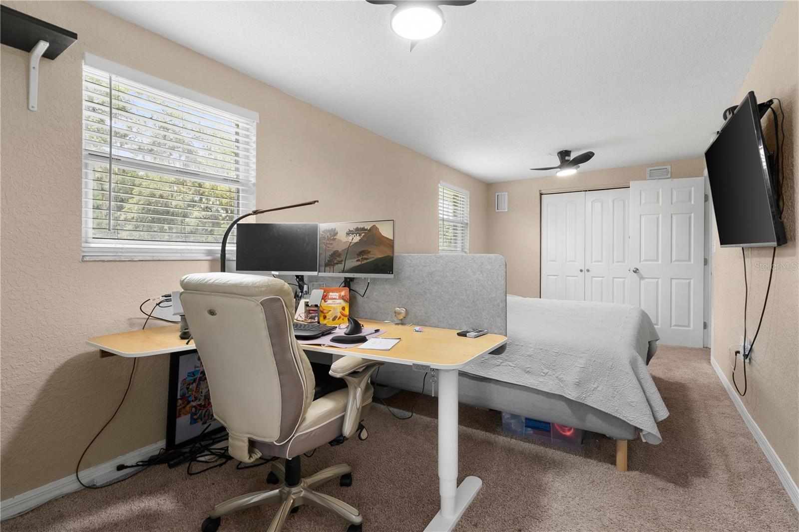 115 TEN OAK PL — photo 23