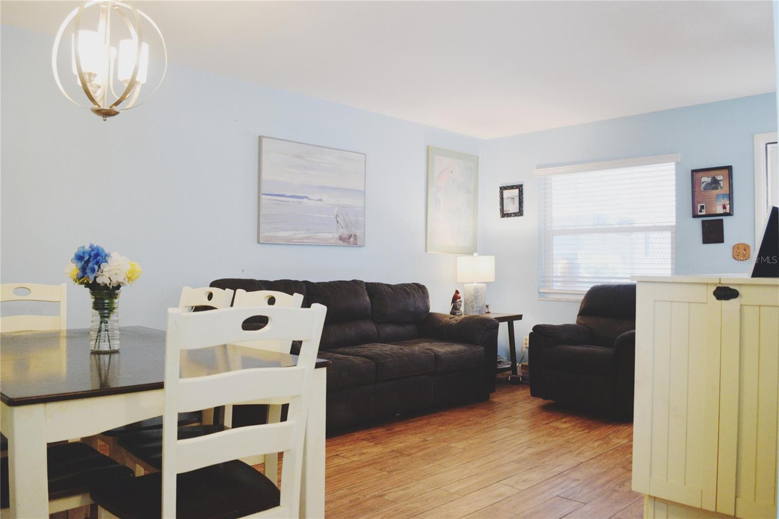 331 SKY LOCH DR W — photo 22