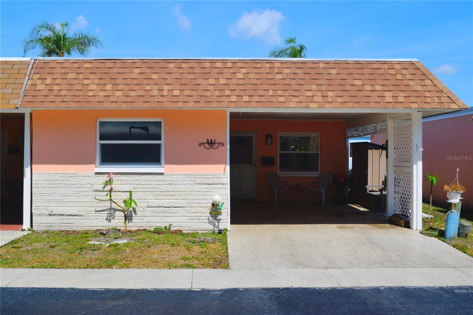 331 SKY LOCH DR W — photo 2