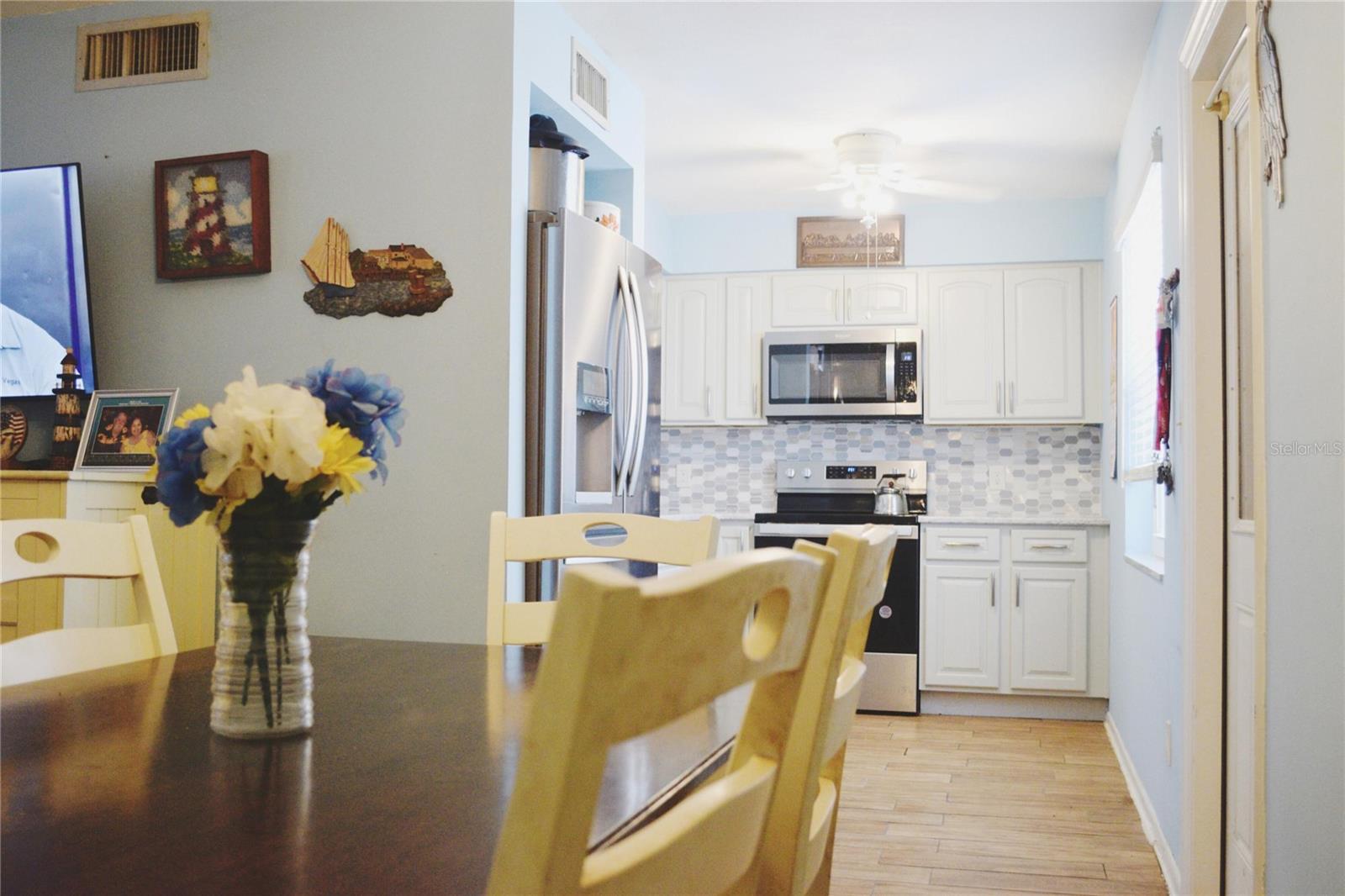 331 SKY LOCH DR W — photo 14