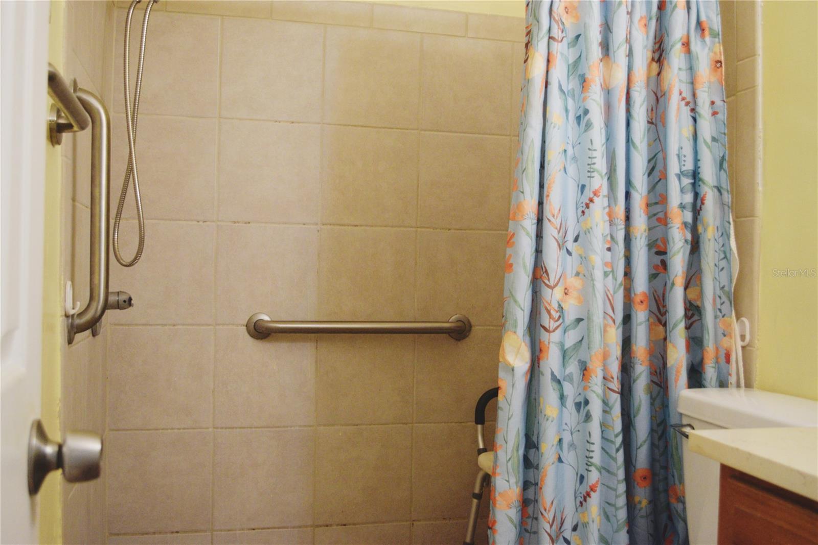 331 SKY LOCH DR W — photo 27
