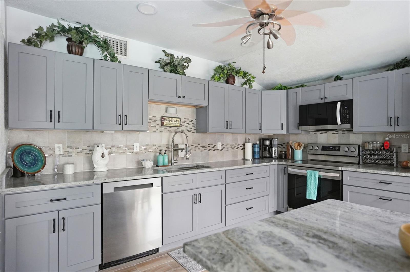 6907 CLARK ST — photo 18