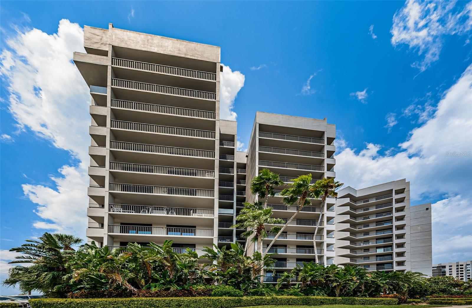 1660 GULF BLVD #208 — photo 2