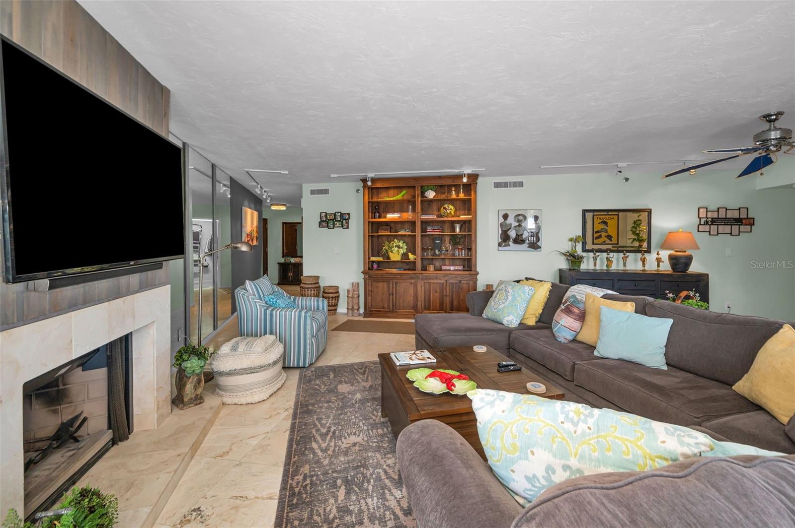 1660 GULF BLVD #208 — photo 31