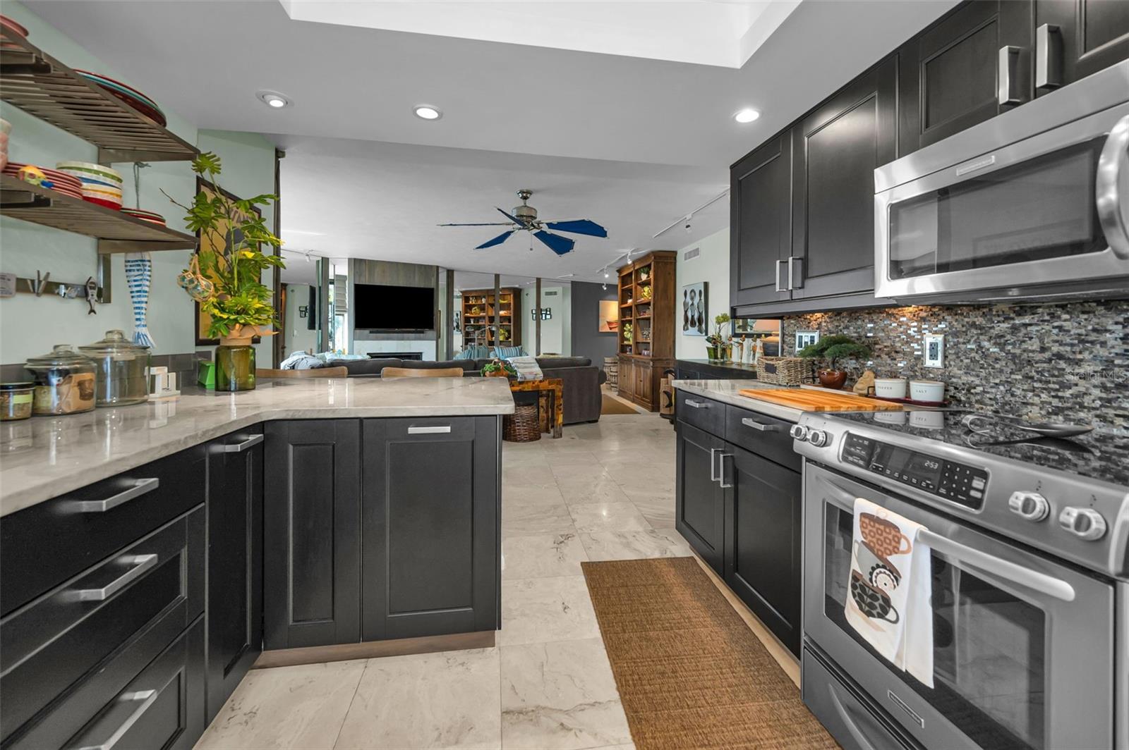 1660 GULF BLVD #208 — photo 37