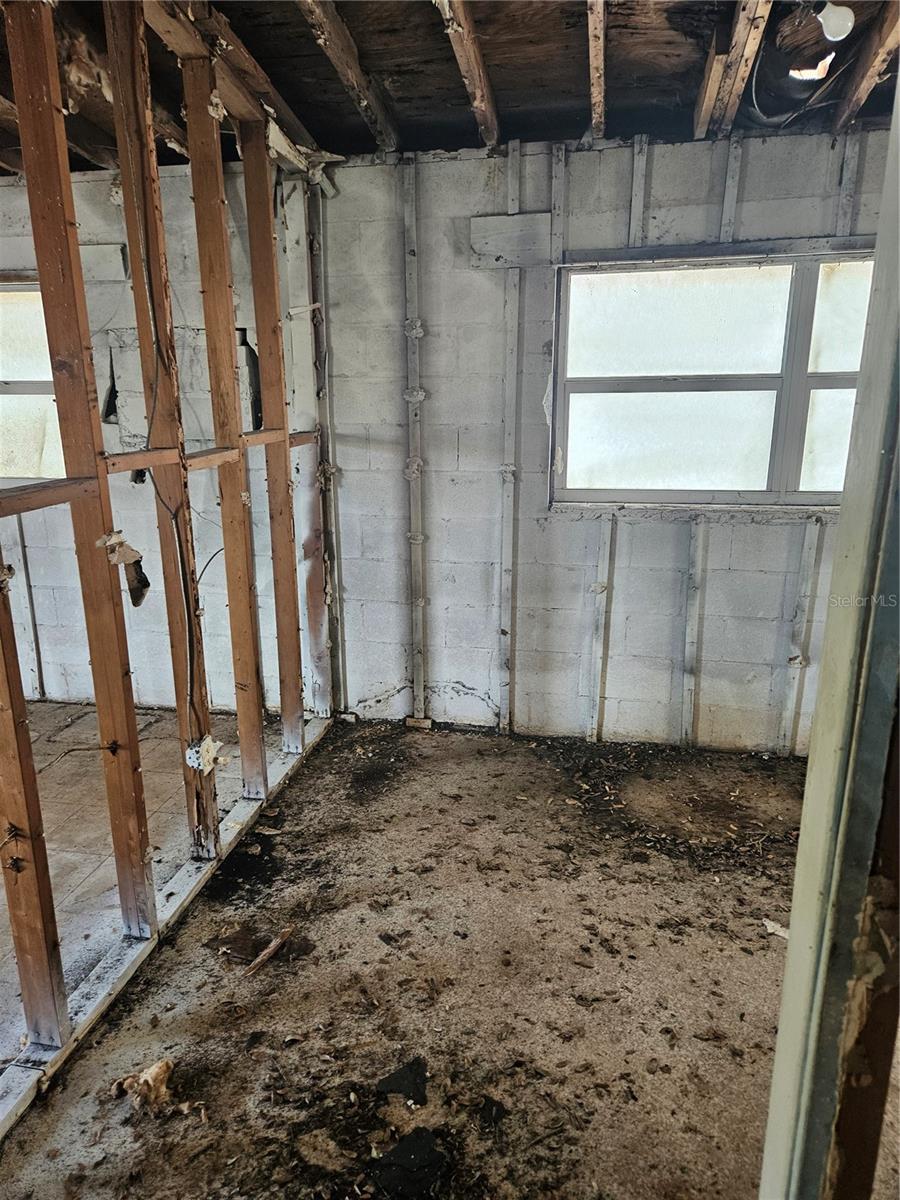 2814 PALMADELIA AVE — photo 7