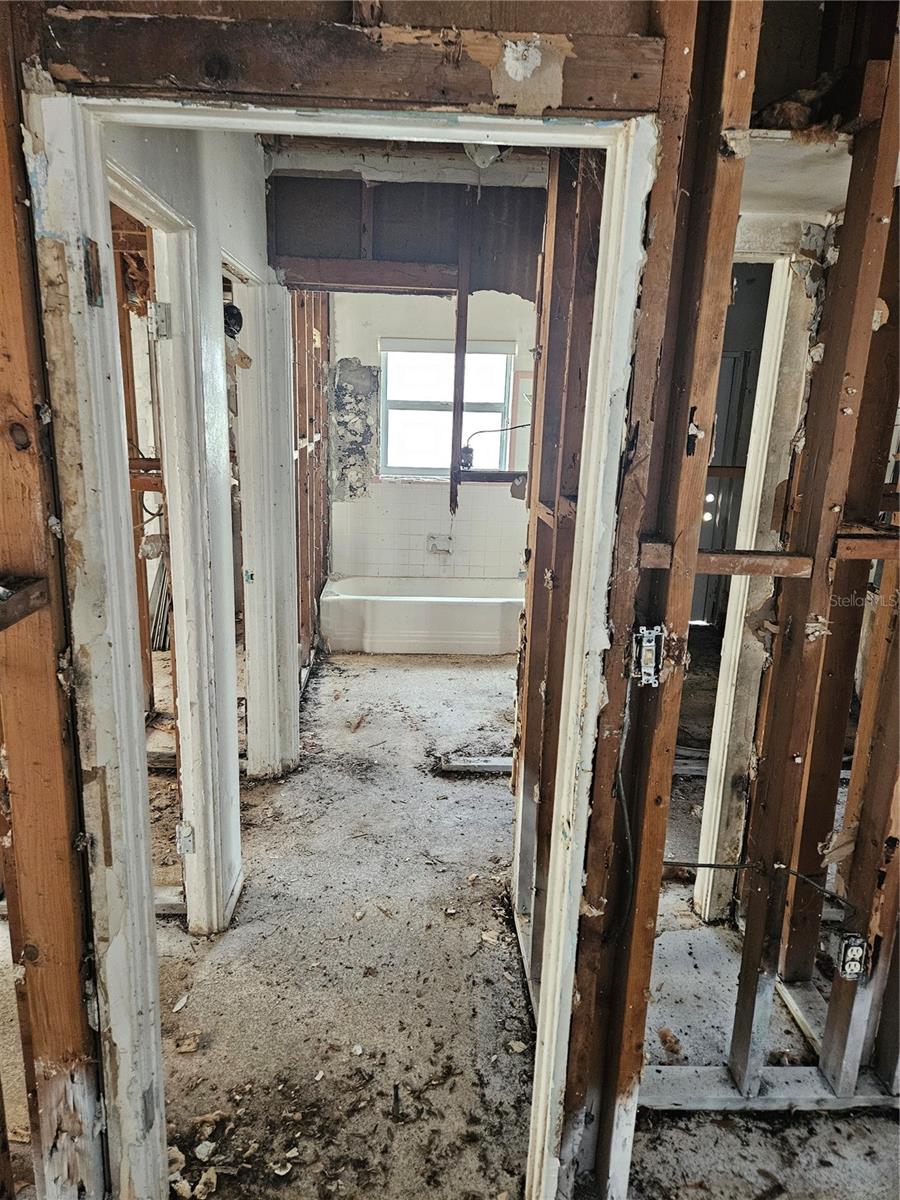 2814 PALMADELIA AVE — photo 11