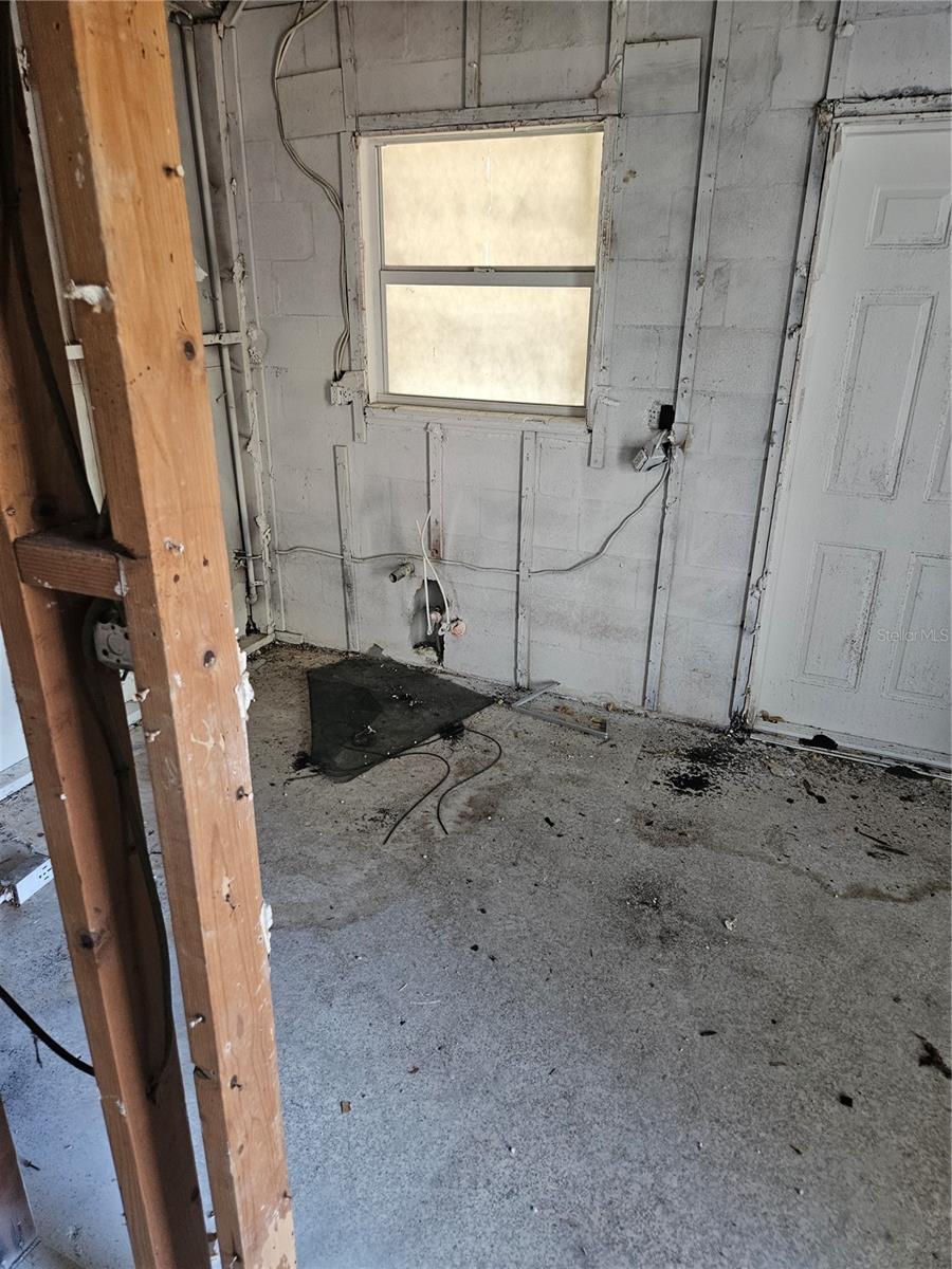 2814 PALMADELIA AVE — photo 13