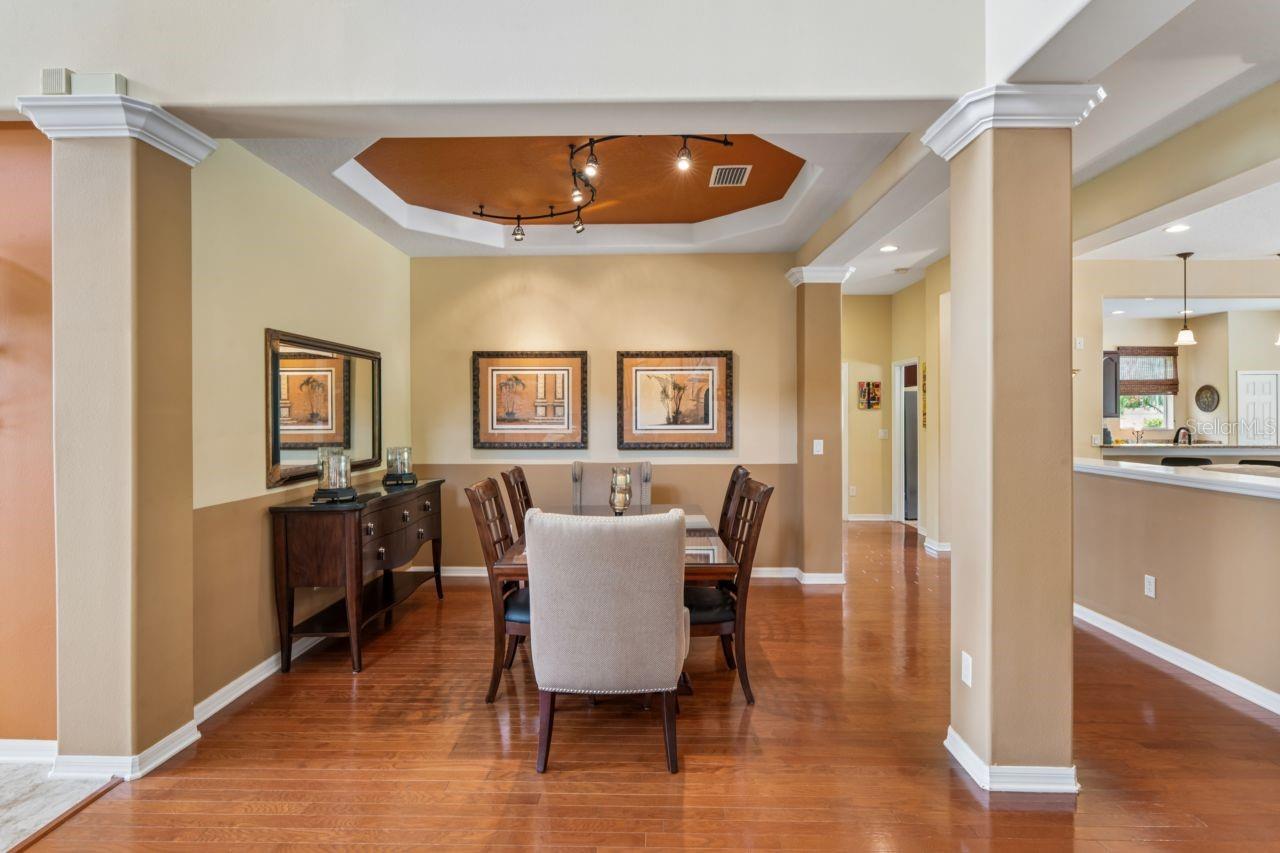 8719 CREEDMOOR LN — photo 25