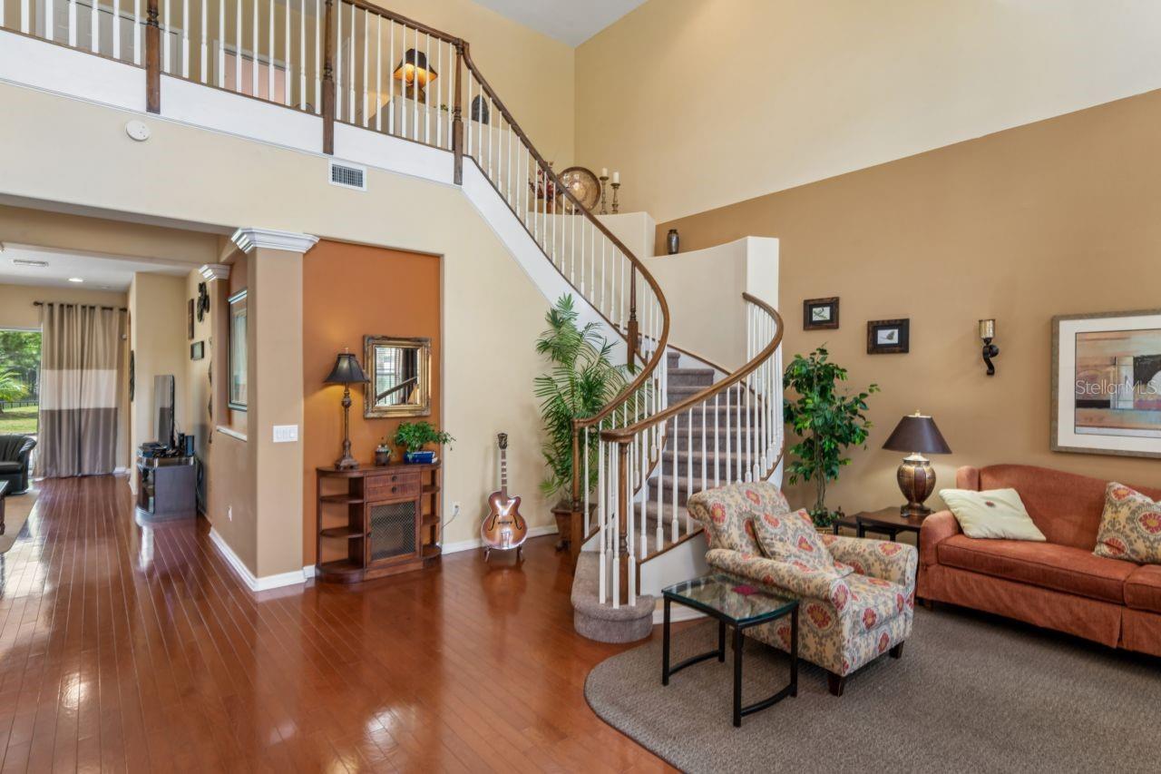 8719 CREEDMOOR LN — photo 8
