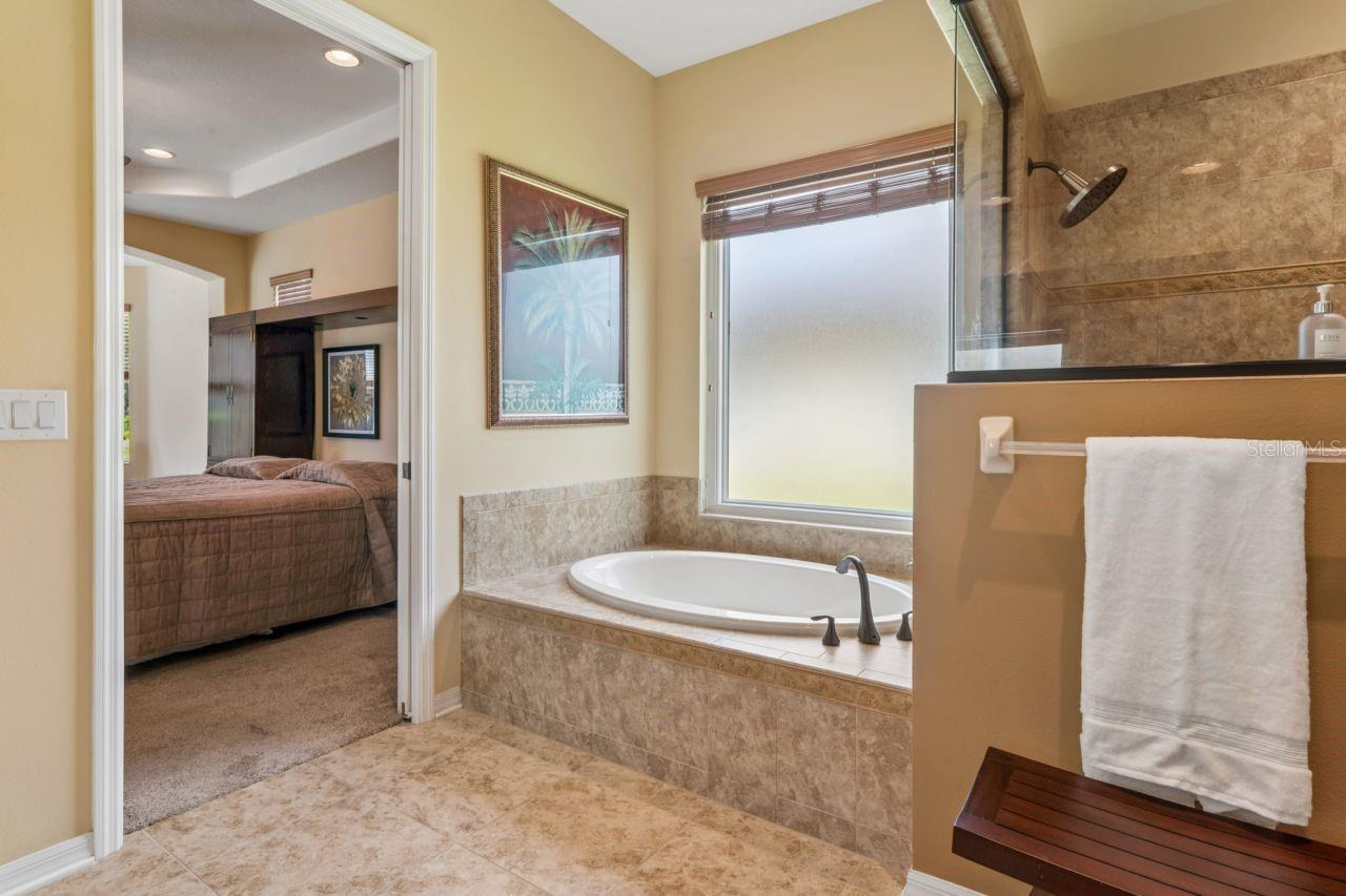 8719 CREEDMOOR LN — photo 38