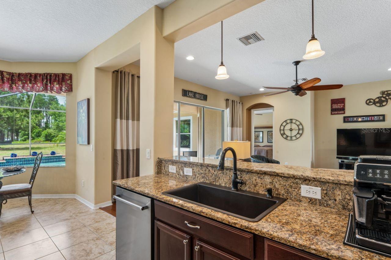 8719 CREEDMOOR LN — photo 18