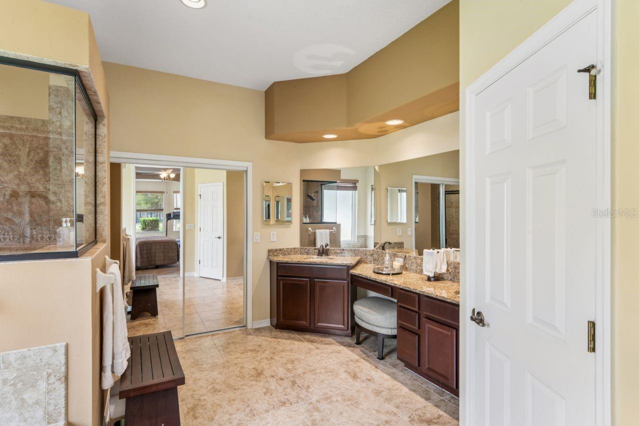 8719 CREEDMOOR LN — photo 37