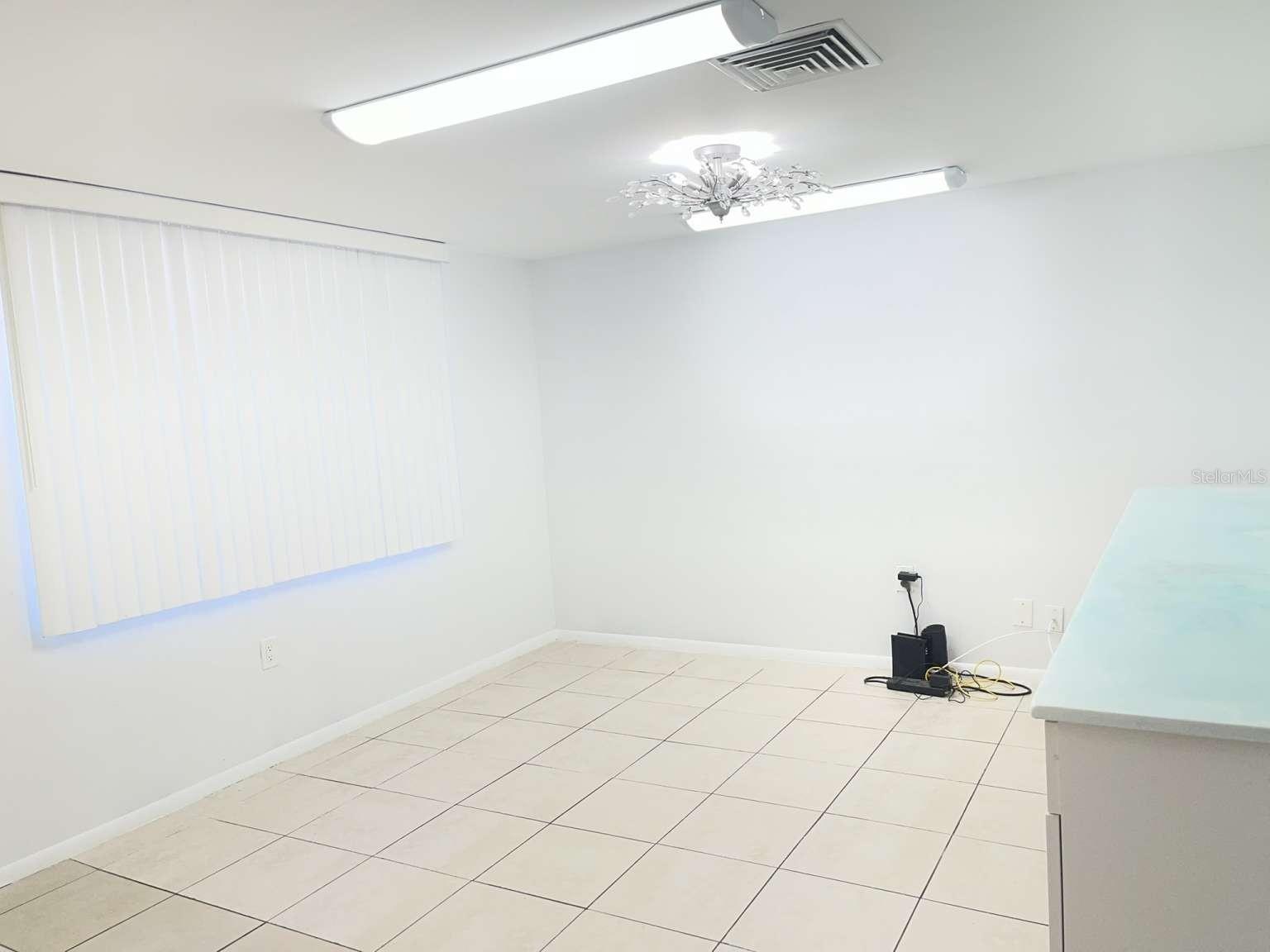 7210 SAN MORITZ DR — photo 12