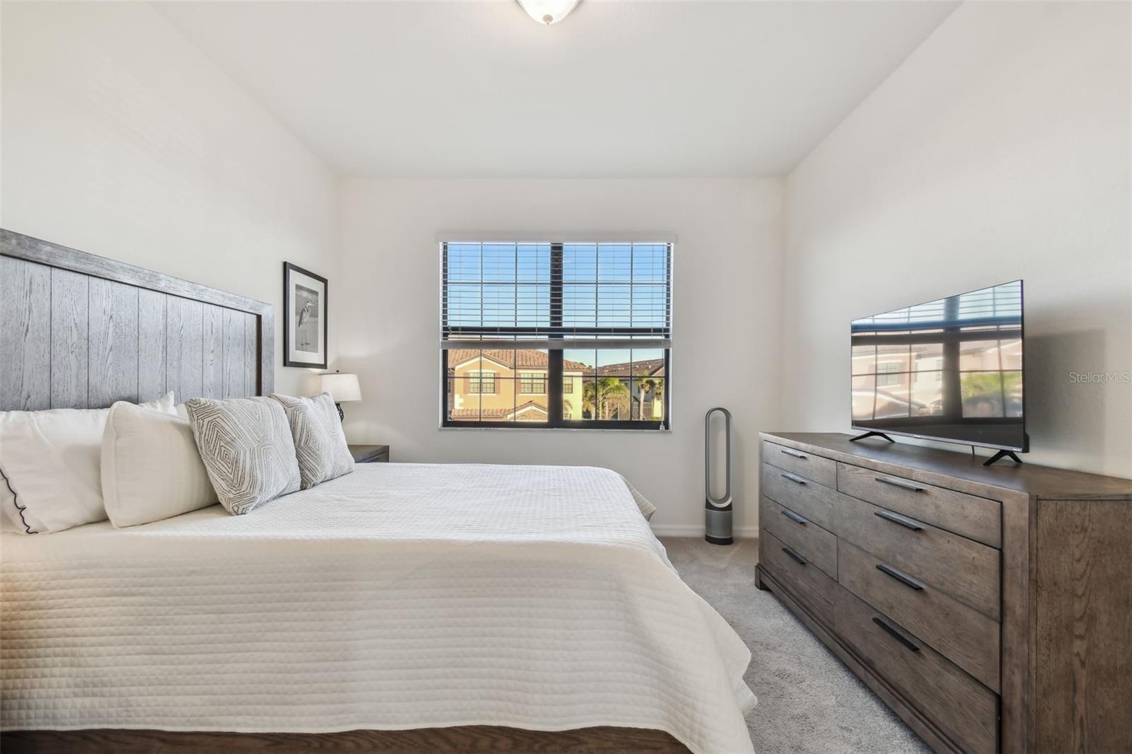 20252 LAGENTE CIR — photo 33
