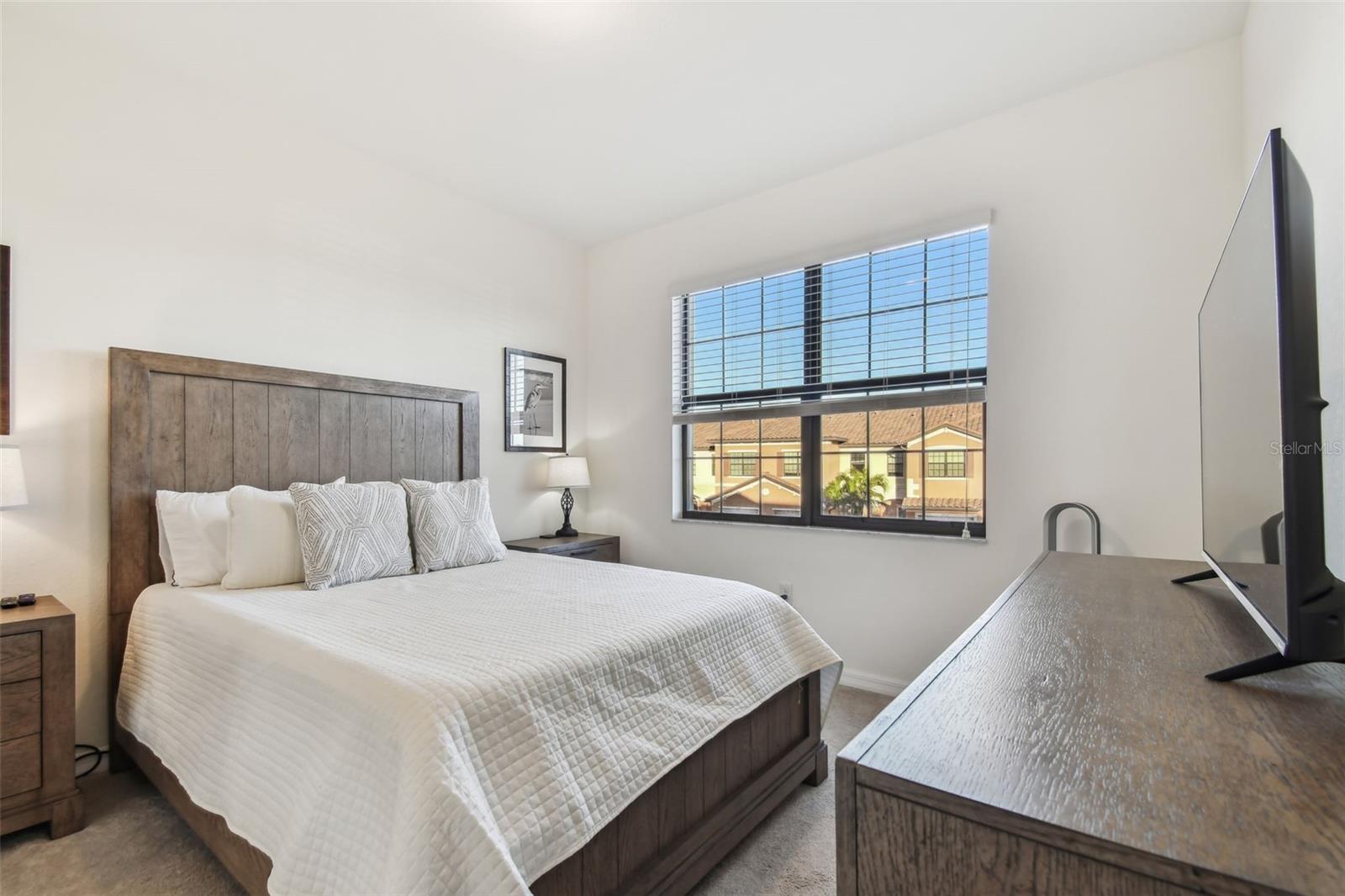 20252 LAGENTE CIR — photo 34
