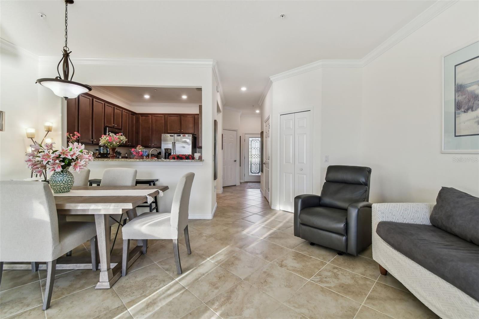 20252 LAGENTE CIR — photo 5