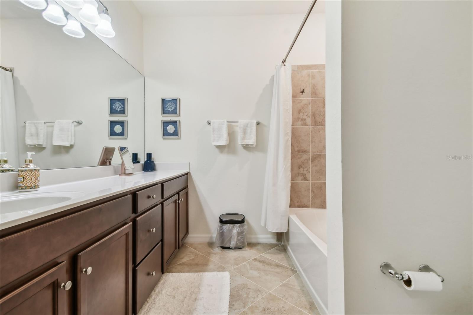 20252 LAGENTE CIR — photo 41