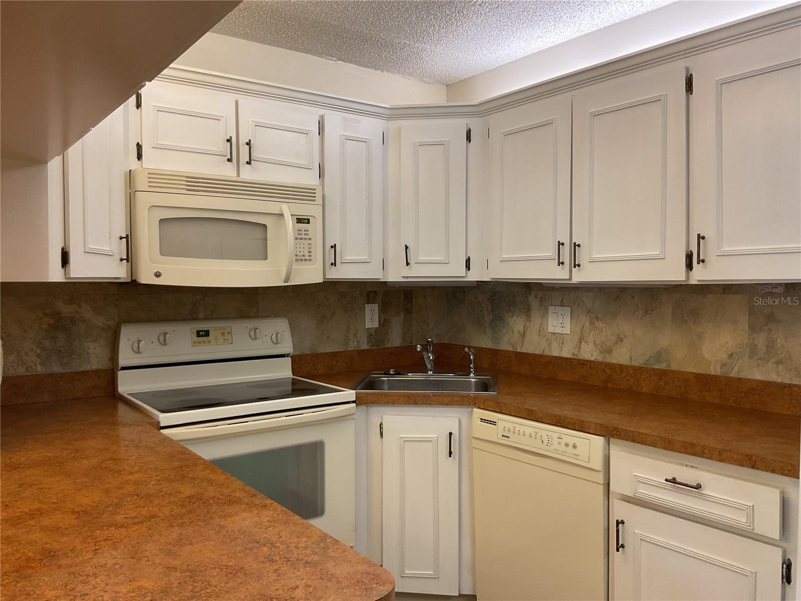 2687 PINE RIDGE WAY S #H1 — photo 11