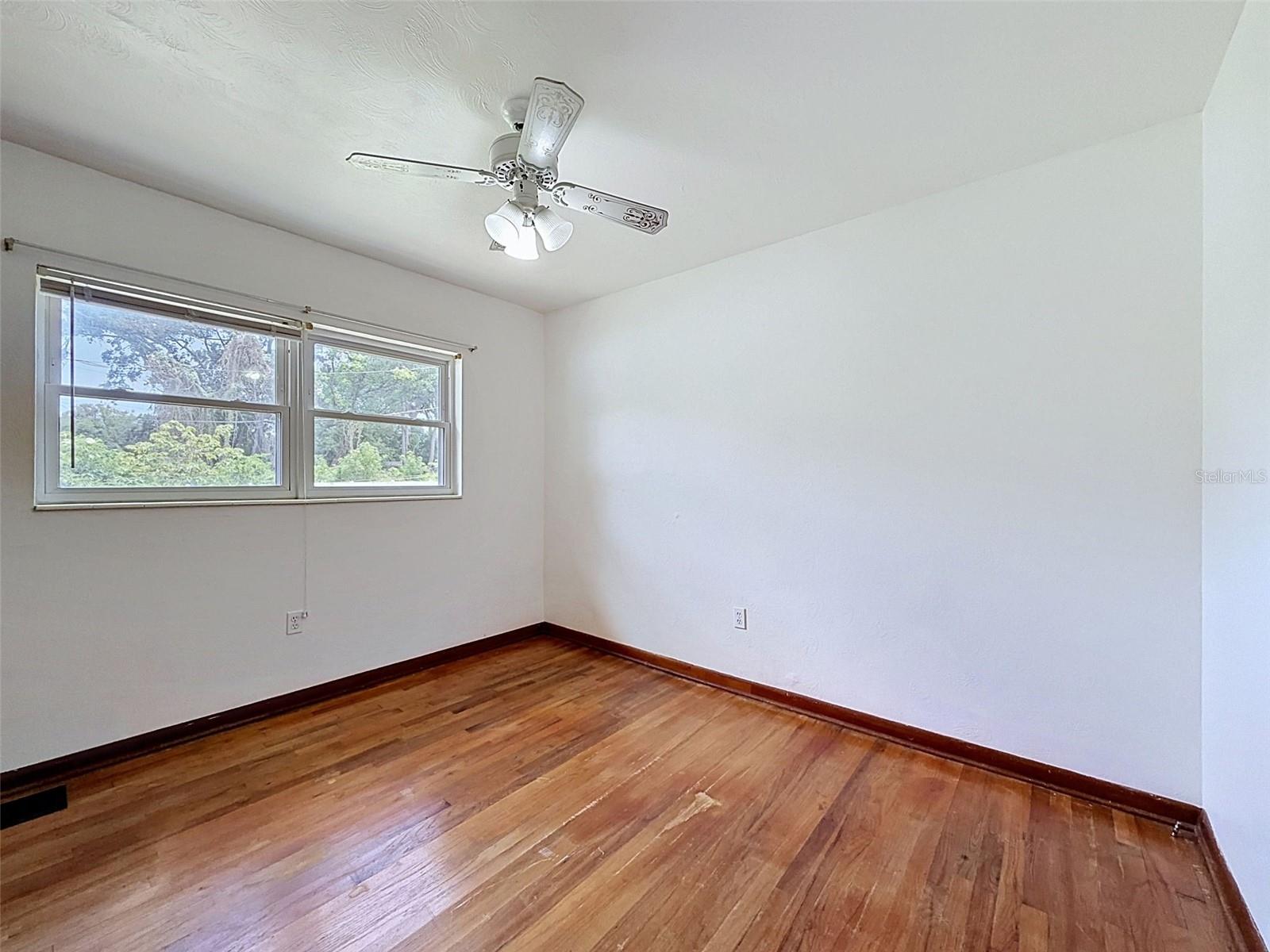 2518 W NORTH ST — photo 21