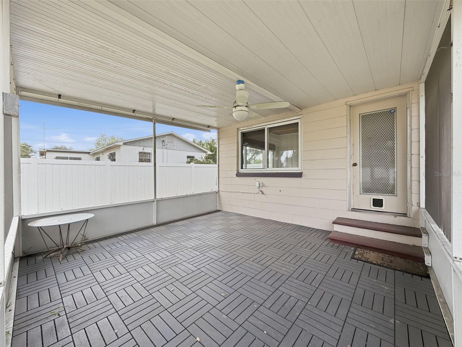 2518 W NORTH ST — photo 32