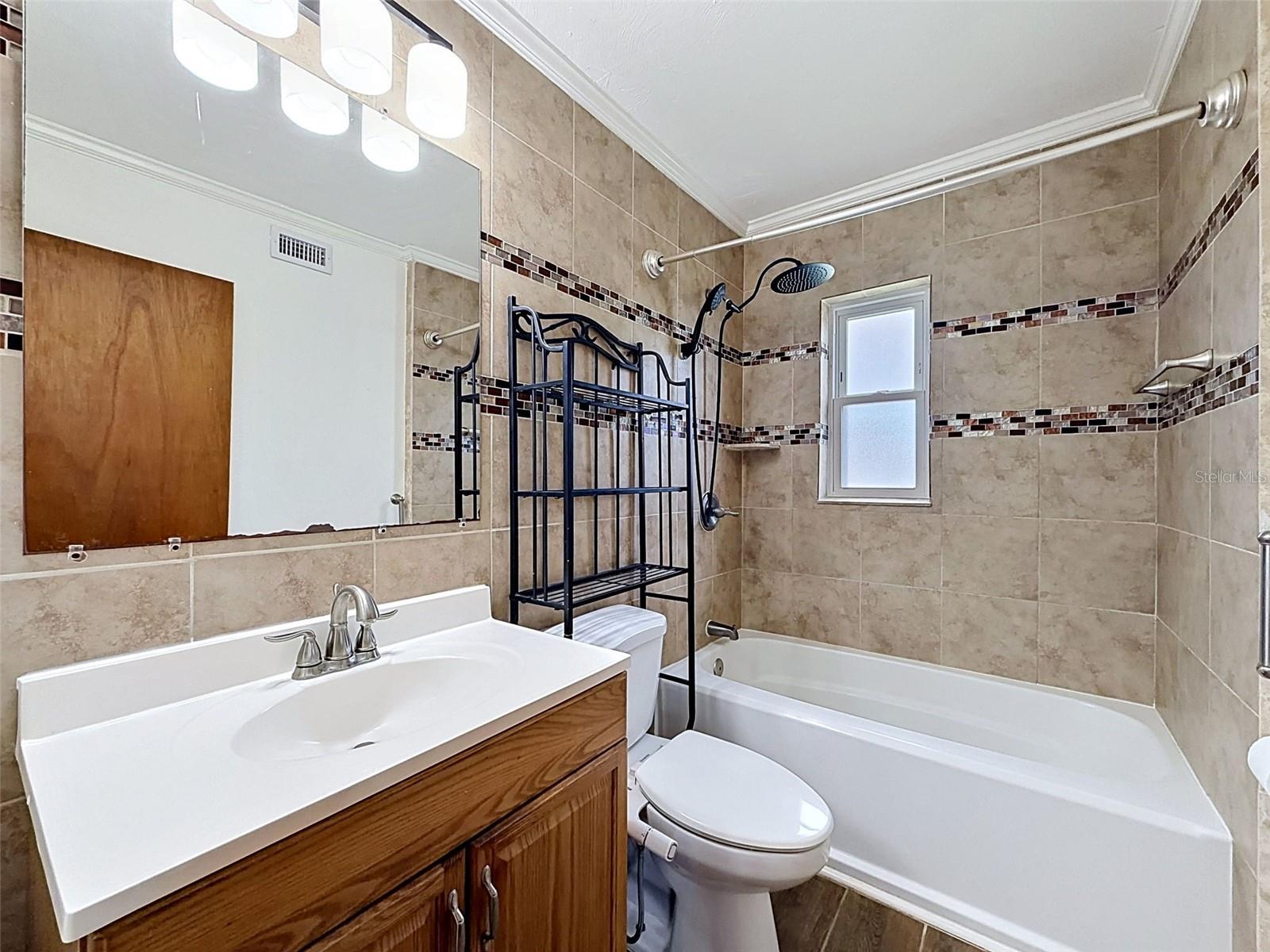 2518 W NORTH ST — photo 24