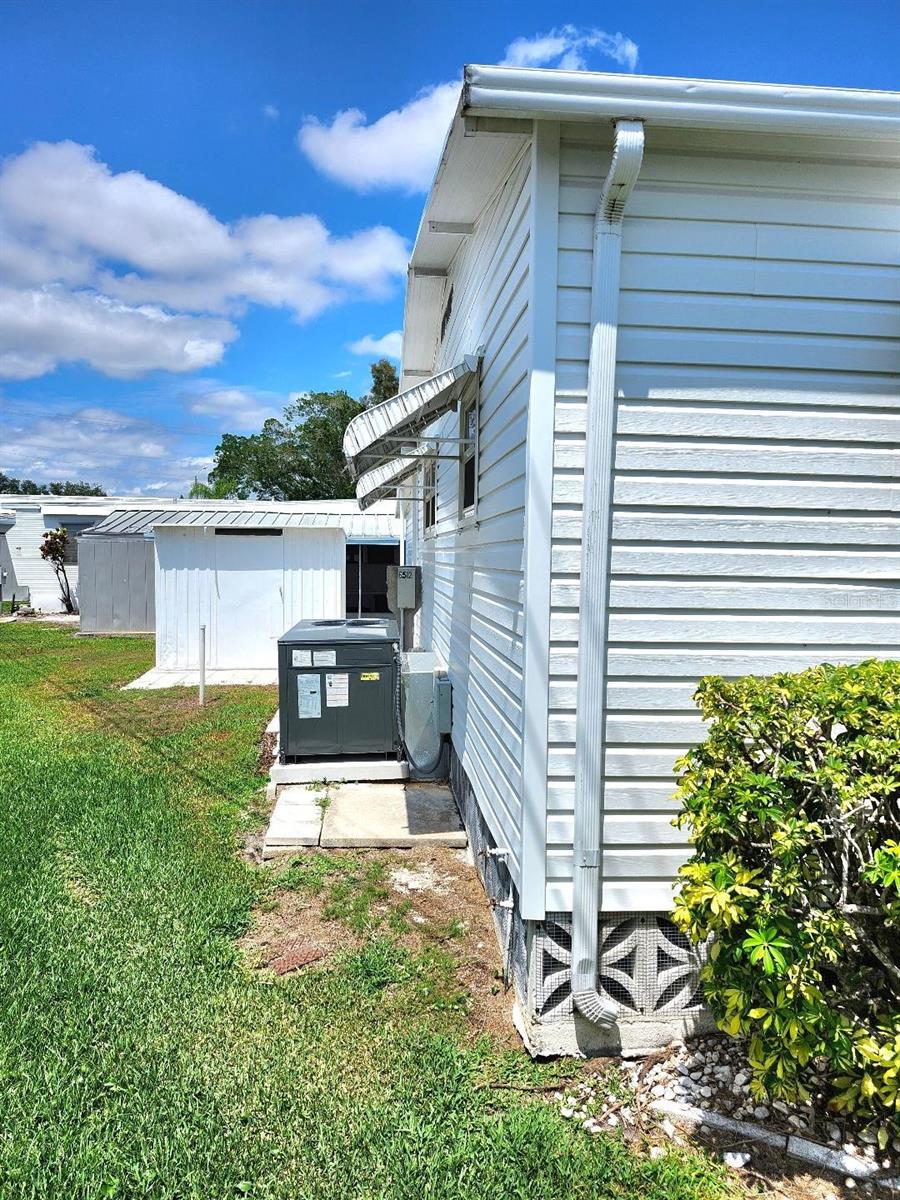 6512 TEXAS ST — photo 37