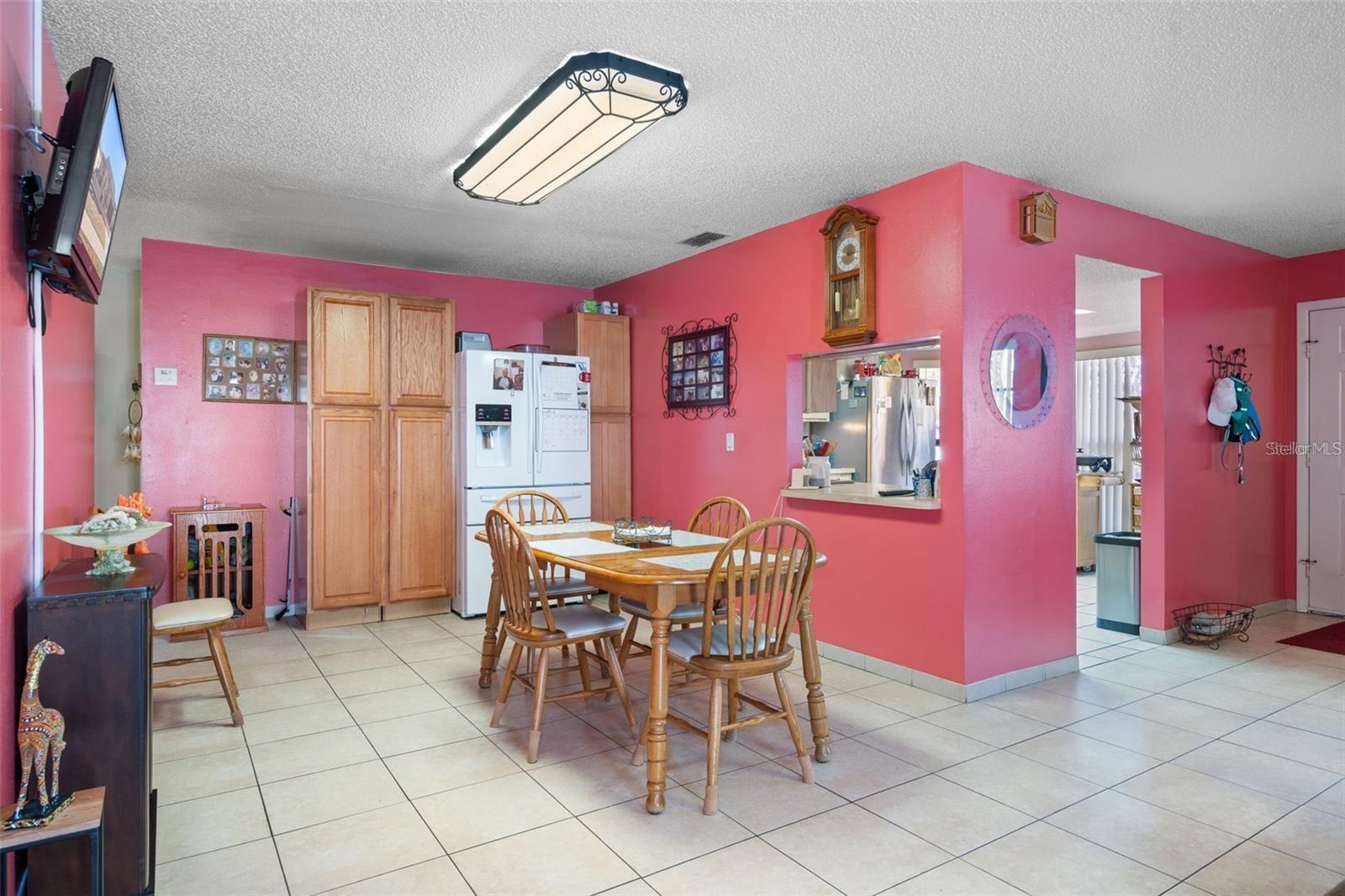 8914 SCHRADER BLVD — photo 7