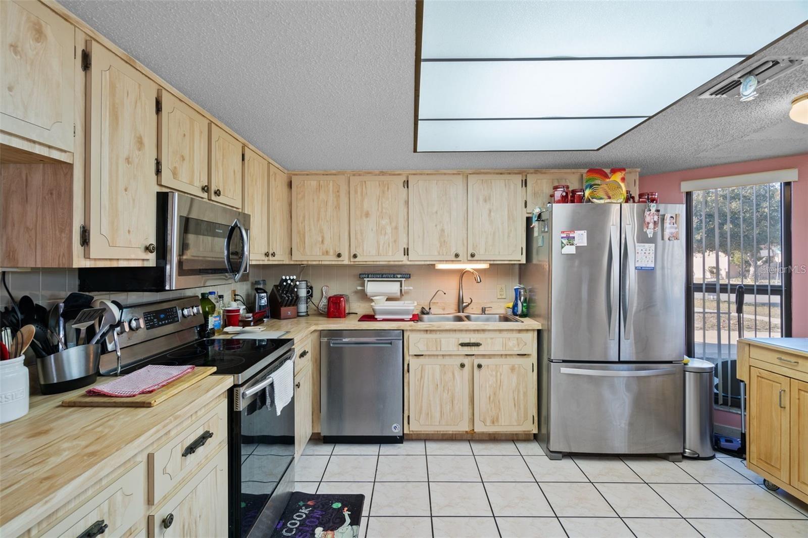 8914 SCHRADER BLVD — photo 14