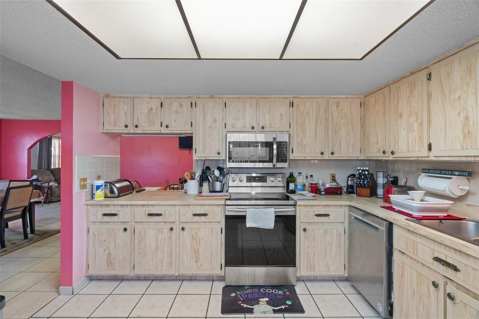 8914 SCHRADER BLVD — photo 13