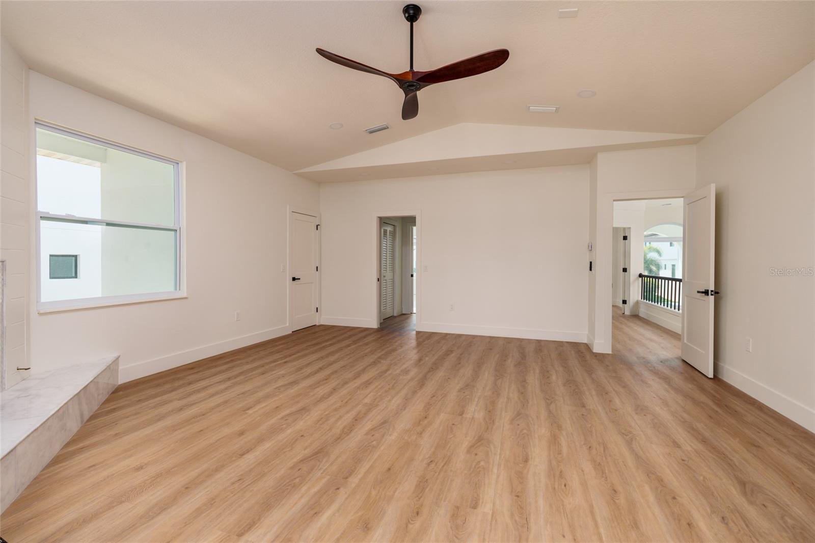 2063 ILLINOIS AVE NE — photo 33