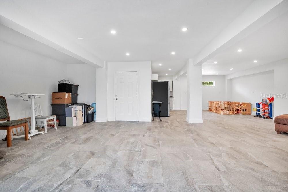 3858 SHORE BLVD — photo 44