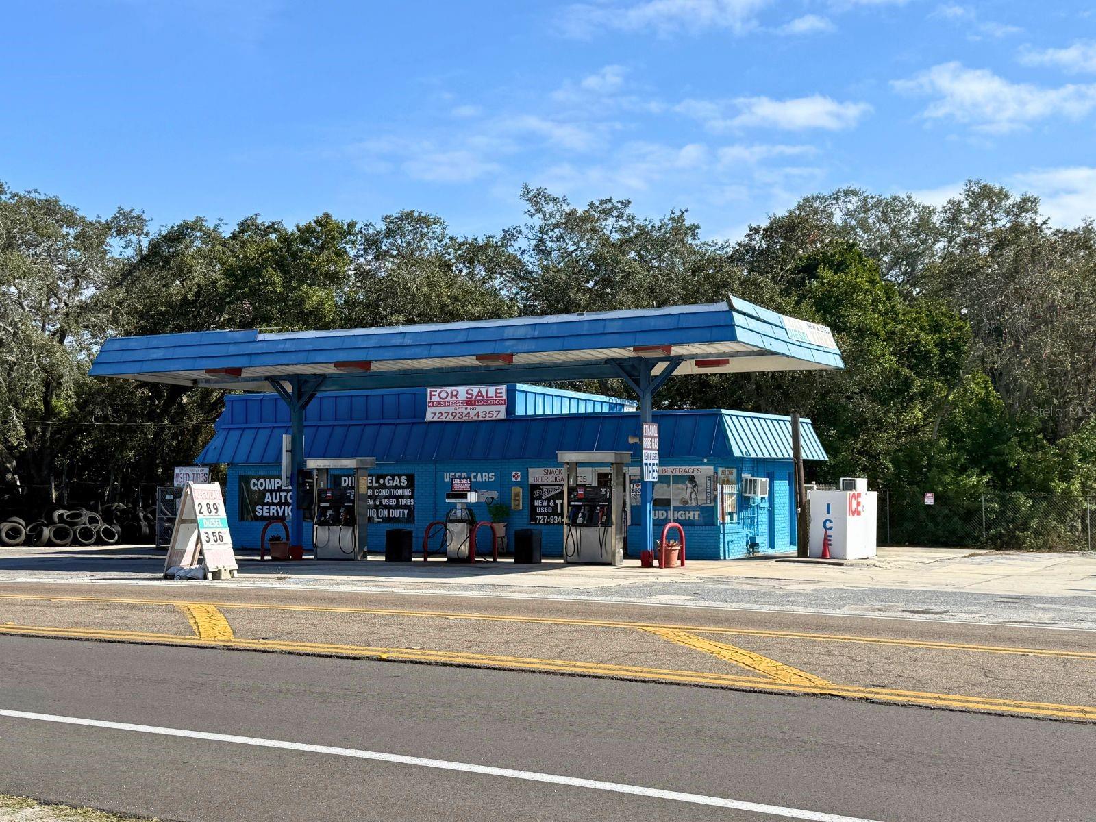 1941 S PINELLAS AVE — photo 2