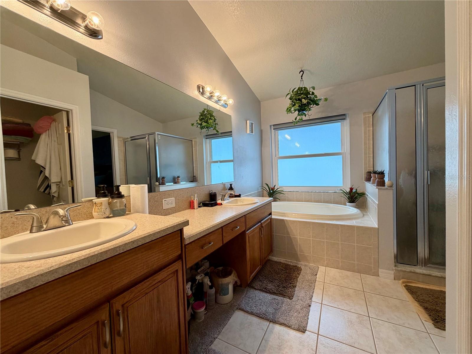 4303 ORANGE RIDGE CT — photo 28