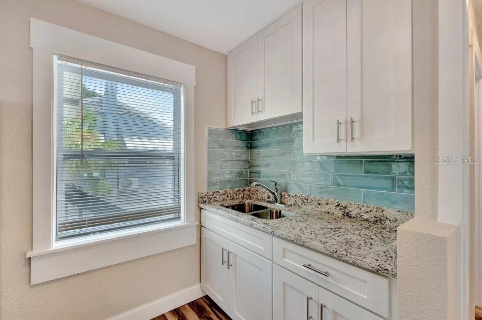 828 22ND AVE N #1/2 — photo 9